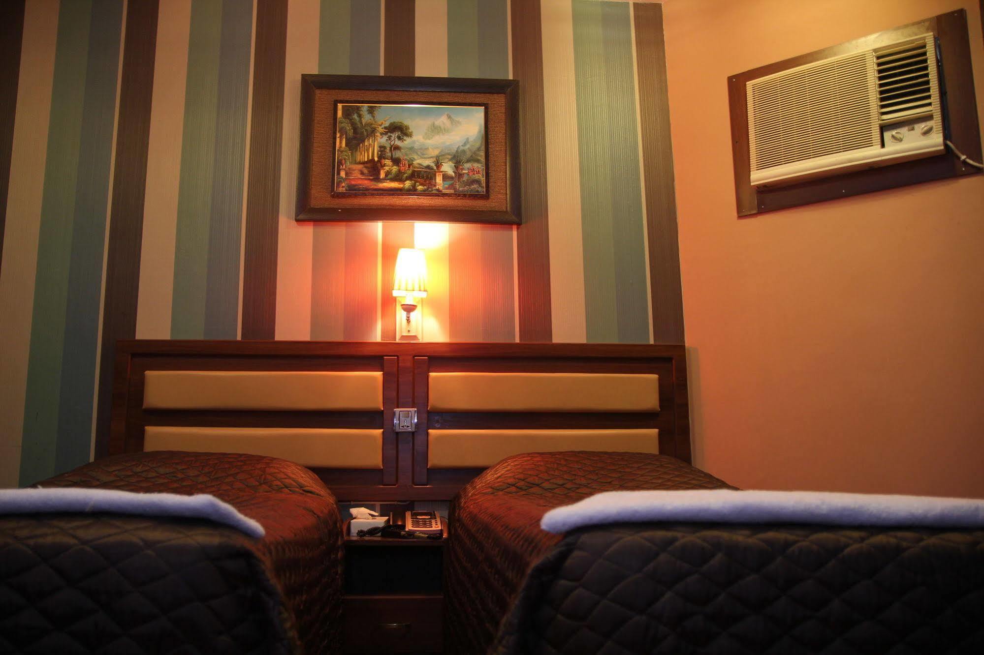 Oyo 329 Down Town Hotel Dubaï Extérieur photo